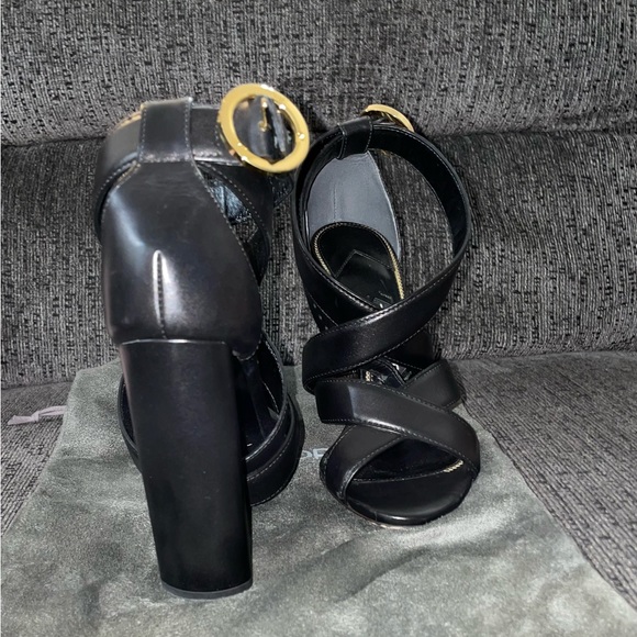 Black leather Tom Ford chunky heels with unique gold loops (stamped with TF) - Picture 4 of 7